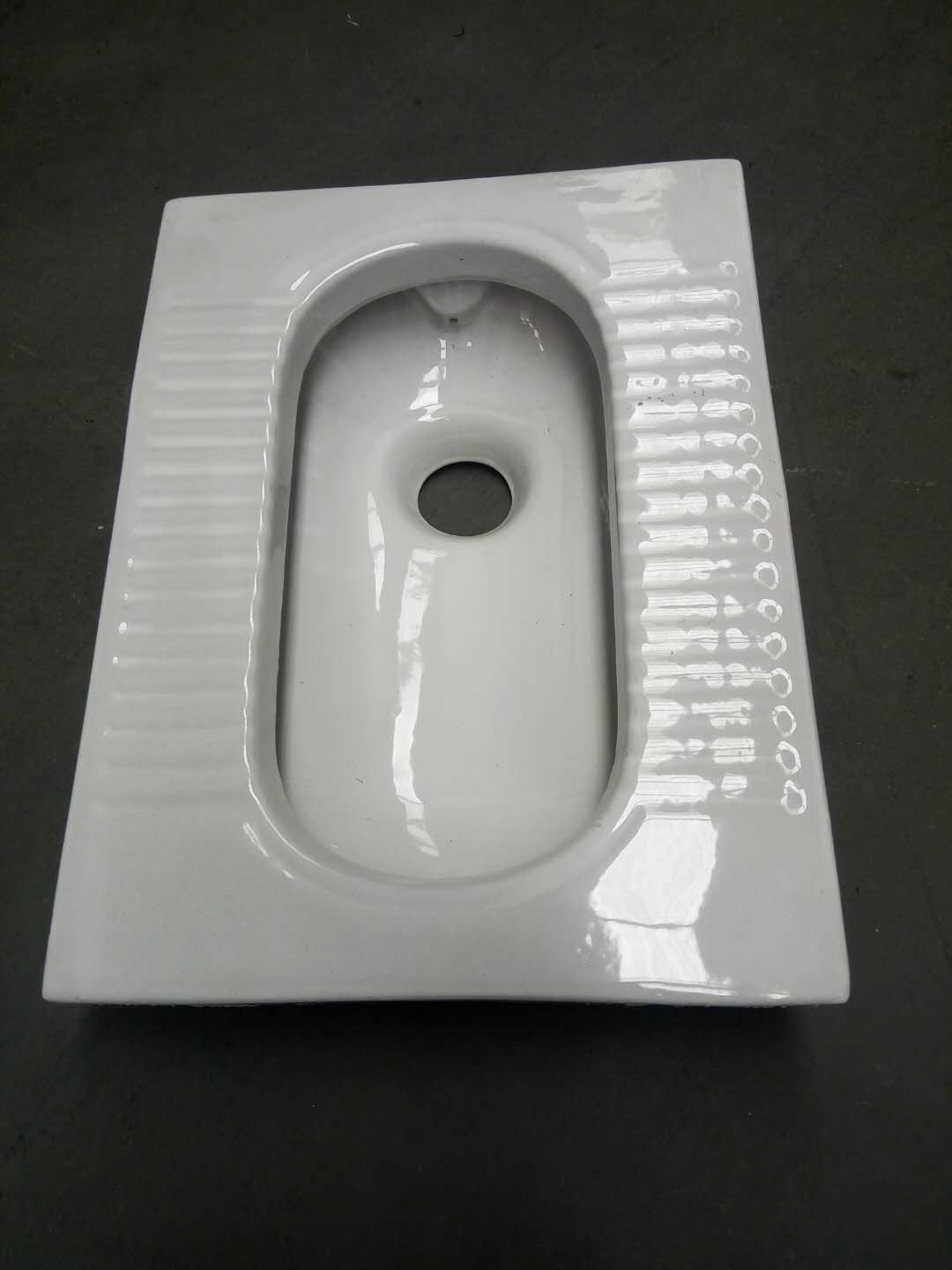陶瓷蹲便器批發